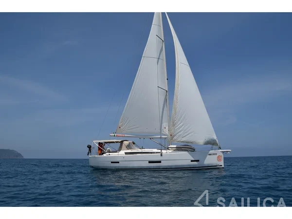 Dufour 430 - Yacht Charter Sailica