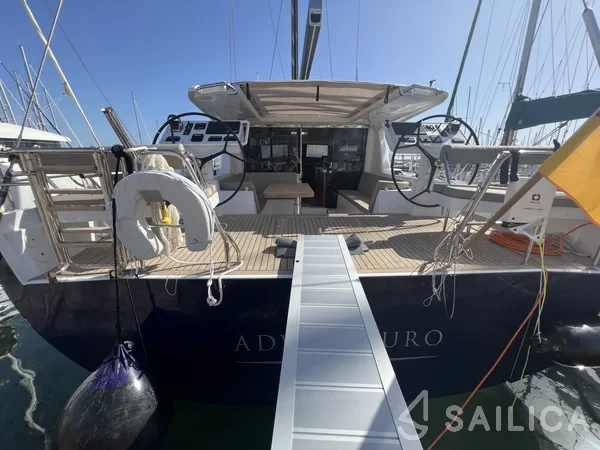 Moody 54 - Yacht Charter Sailica