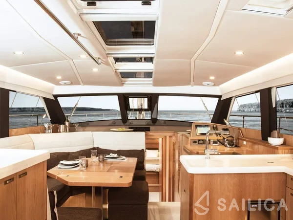 Moody 54 - Yacht Charter Sailica