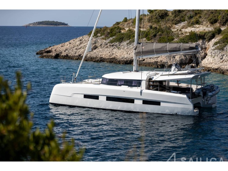 Dufour 48 - Yacht Charter Sailica
