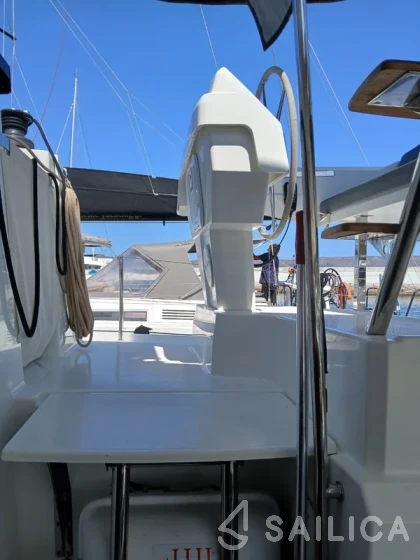 Elba 45 - Yacht Charter Sailica