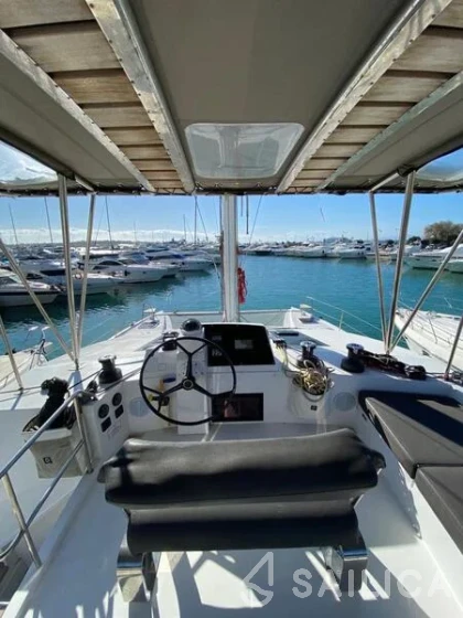 Nautitech 46 Fly - Yacht Charter Sailica