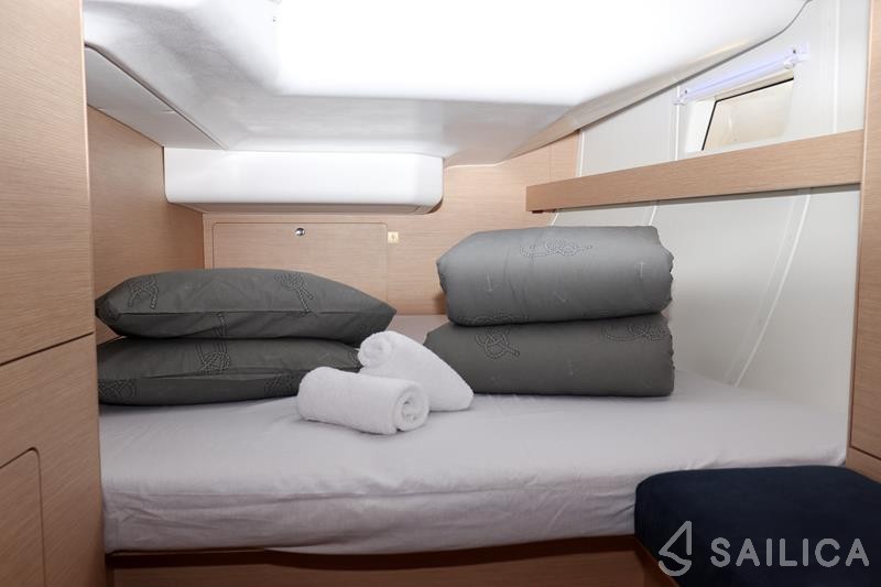Elan Impression 45 - Yacht Charter Sailica