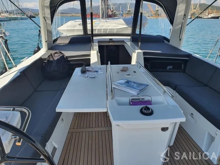 Oceanis 46.1 - Yacht Charter Sailica