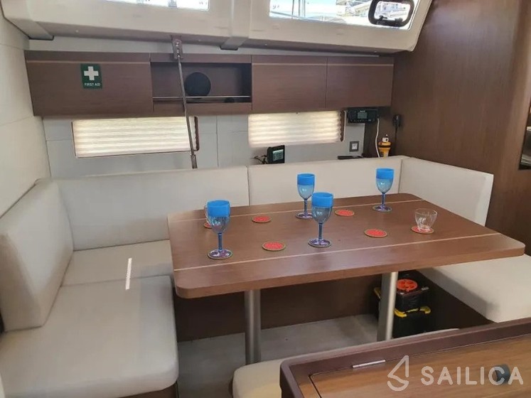 Oceanis 46.1 - Yacht Charter Sailica