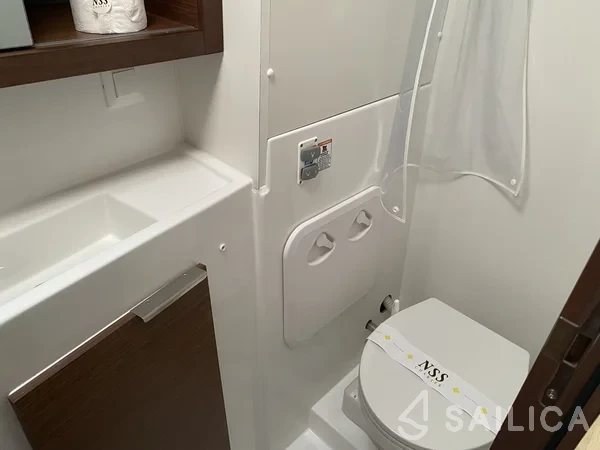 Lagoon 40 - Yacht Charter Sailica