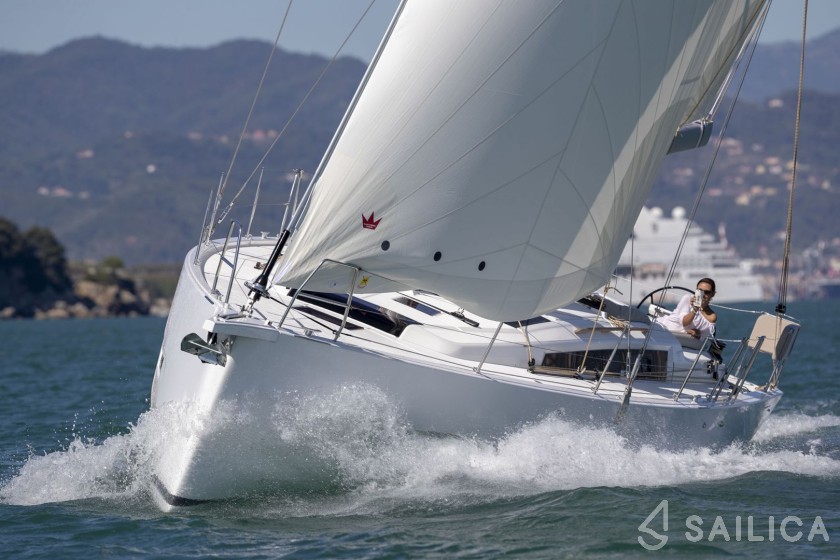 Dufour 430 - Yacht Charter Sailica