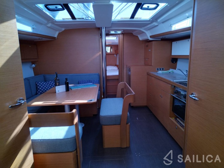 Dufour 430 - Yacht Charter Sailica