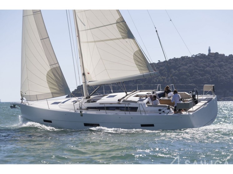 Dufour 430 - Yacht Charter Sailica
