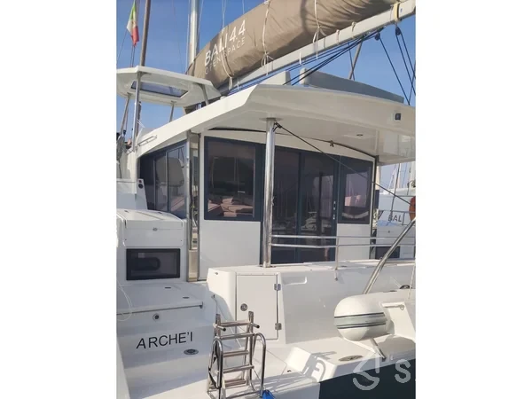 Bali 4.4 - Yacht Charter Sailica