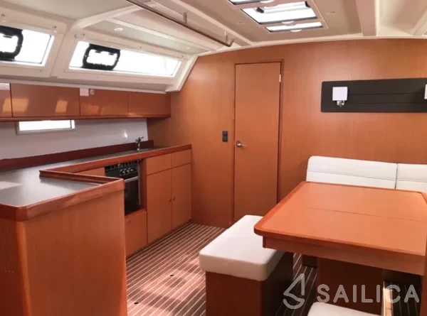 Bavaria 46 Cruiser - Yacht Charter Sailica