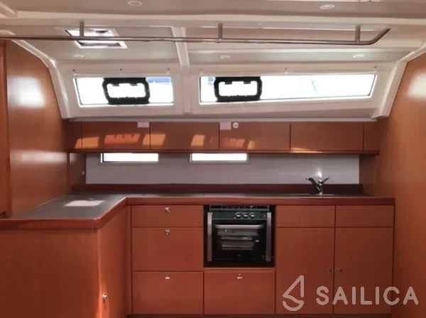 Bavaria 46 Cruiser - Yacht Charter Sailica