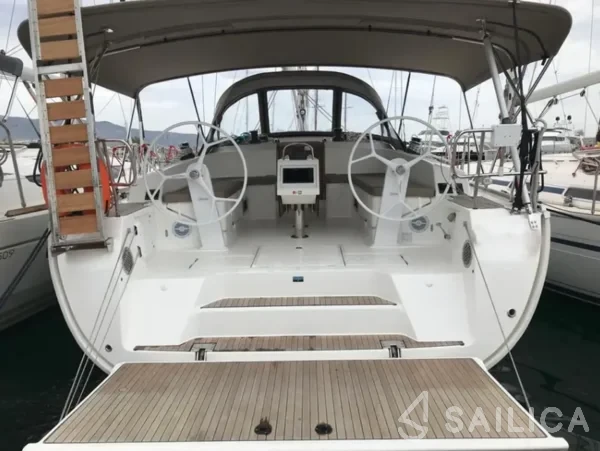 Bavaria 46 Cruiser - Yacht Charter Sailica