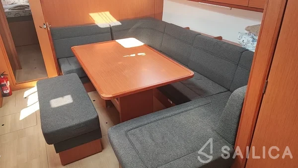 Bavaria 51 Cruiser - Yacht Charter Sailica