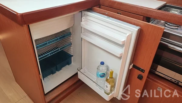 Bavaria 51 Cruiser - Yacht Charter Sailica