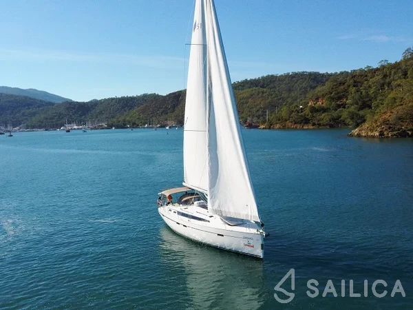 Bavaria 51 Cruiser - Yacht Charter Sailica