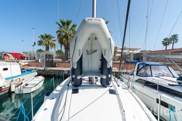 Oceanis 40.1 - Yacht Charter Sailica