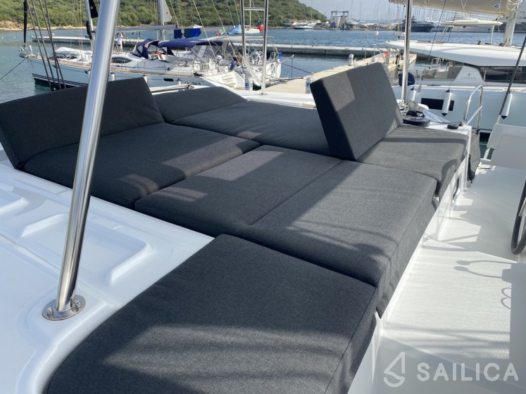 Lagoon 46  - Yacht Charter Sailica