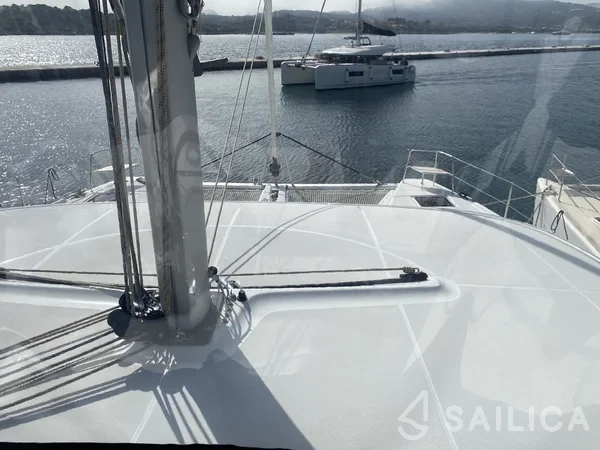 Lagoon 46  - Yacht Charter Sailica