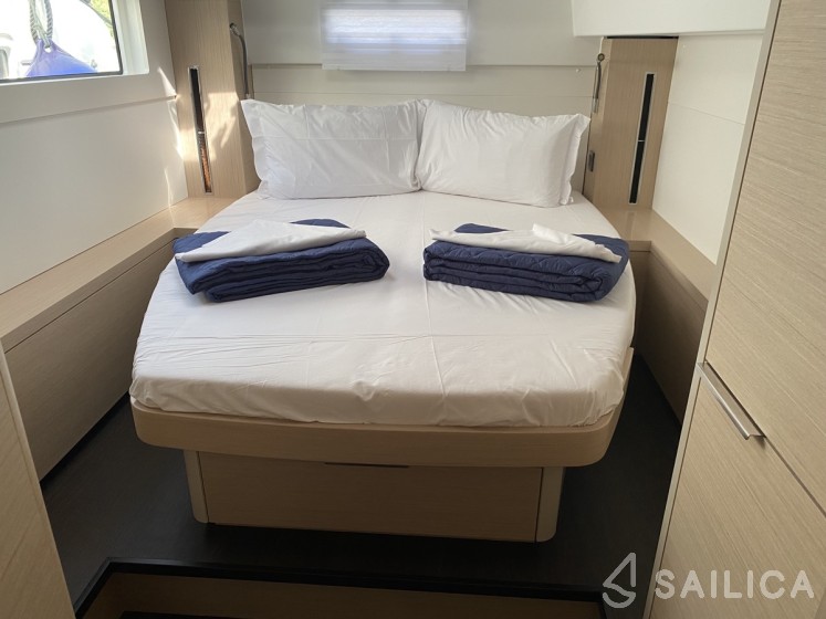 Lagoon 46  - Yacht Charter Sailica