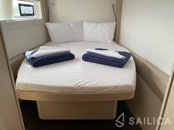 Lagoon 46  - Yacht Charter Sailica