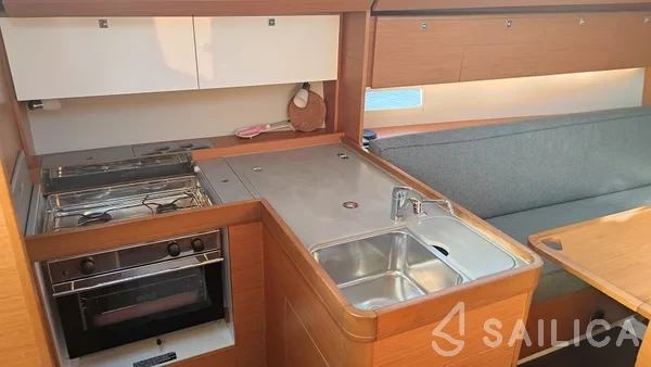 Dufour 360 - Yacht Charter Sailica