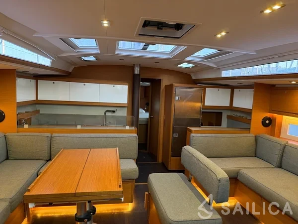 Dufour 530 - Yacht Charter Sailica