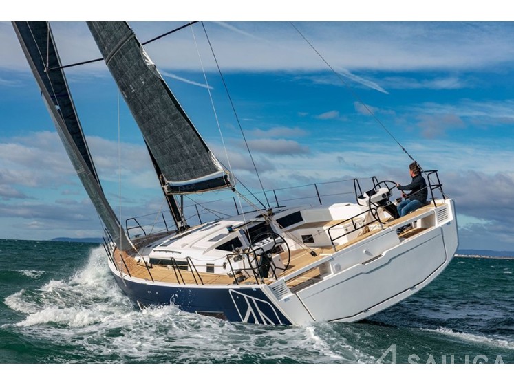 Dufour 530 - Yacht Charter Sailica