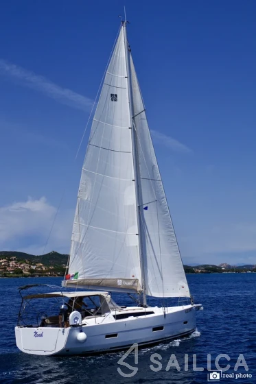 Dufour 430 - Yacht Charter Sailica