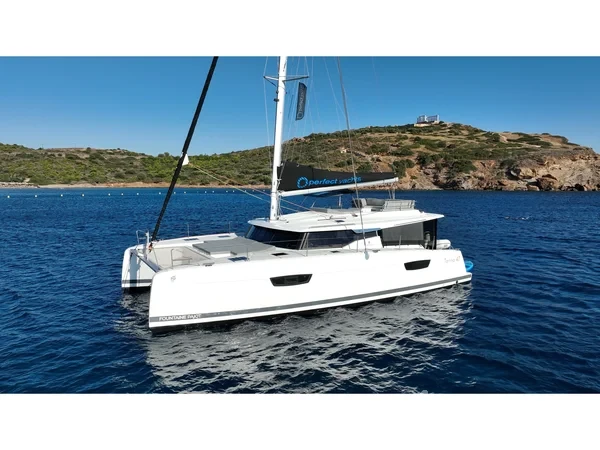 Tanna 47 - Yacht Charter Sailica