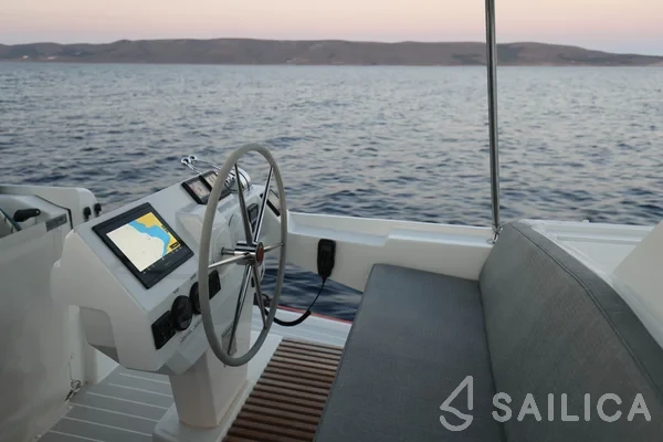 Tanna 47 - Yacht Charter Sailica