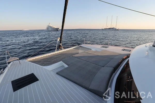 Tanna 47 - Yacht Charter Sailica