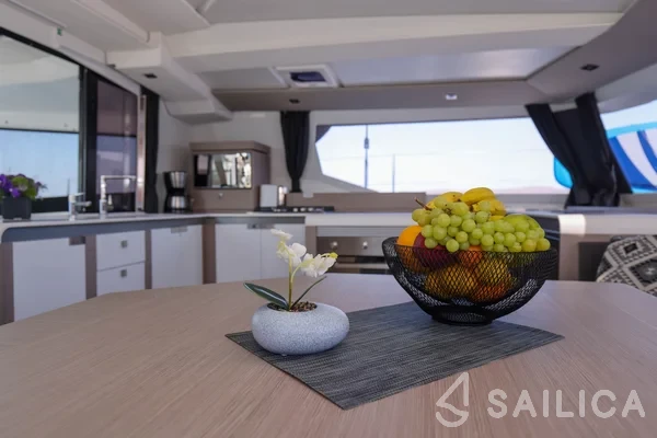 Tanna 47 - Yacht Charter Sailica