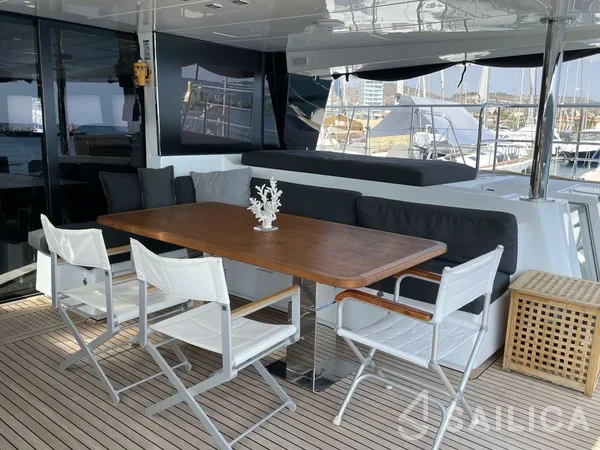 Lagoon 630 - Yacht Charter Sailica