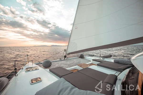 Saba 50 - Yacht Charter Sailica