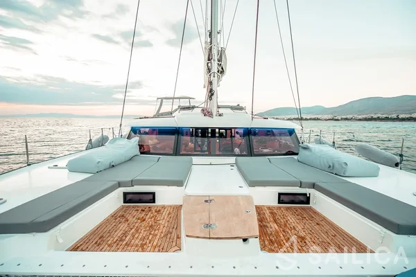Saba 50 - Yacht Charter Sailica