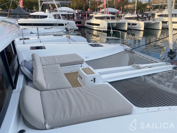Lagoon 46  - Yacht Charter Sailica
