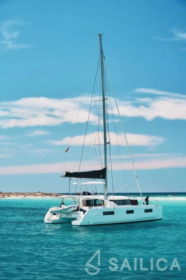 Lagoon 46  - Yacht Charter Sailica