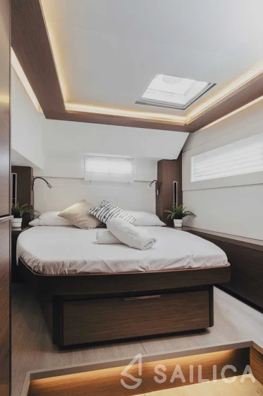 Lagoon 46  - Yacht Charter Sailica