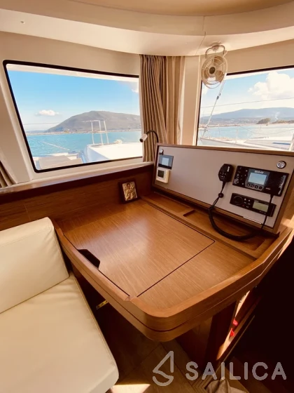 Lagoon 42 - Yacht Charter Sailica