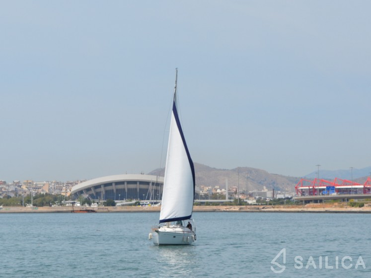 Bavaria 39 Cruiser - Yacht Charter Sailica