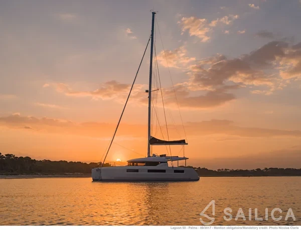 Lagoon 50 - Yacht Charter Sailica