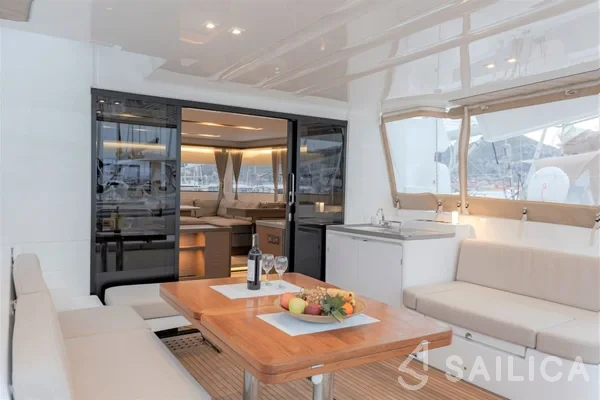 Lagoon 50 - Yacht Charter Sailica
