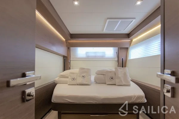Lagoon 50 - Yacht Charter Sailica