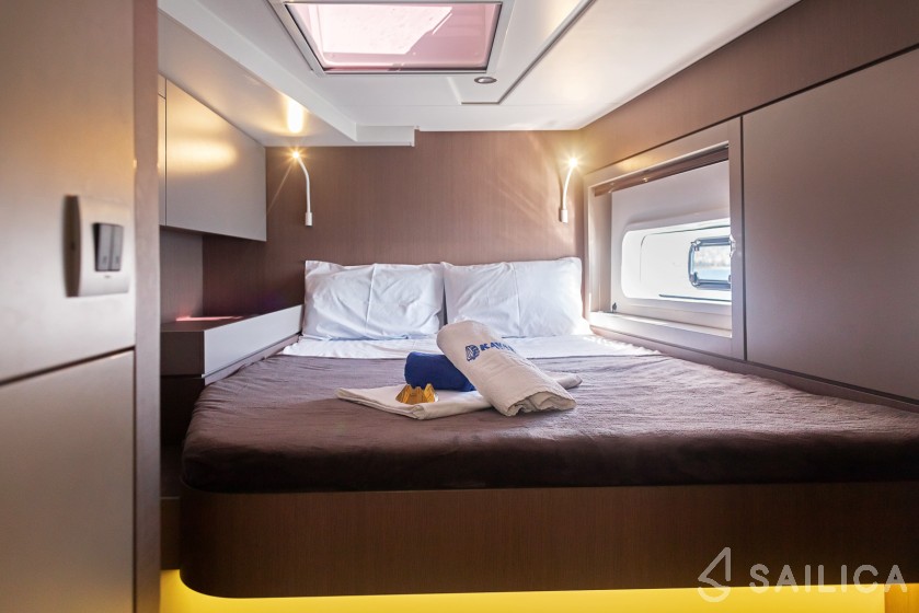 Bali 4.6 - Yacht Charter Sailica