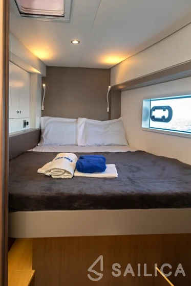 Bali 4.2 - Yacht Charter Sailica