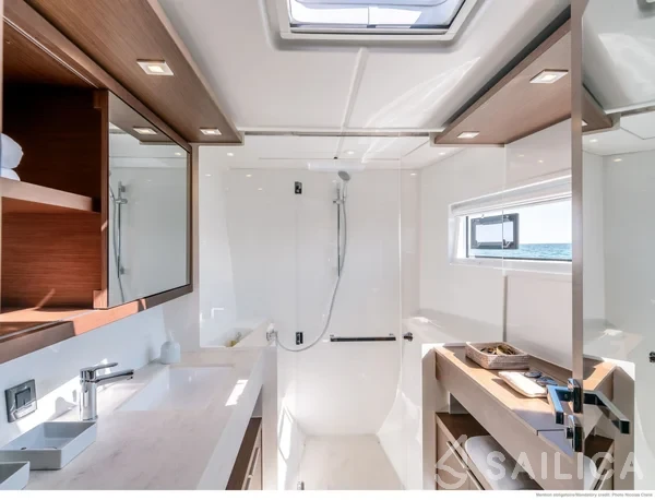 Lagoon 46  - Yacht Charter Sailica