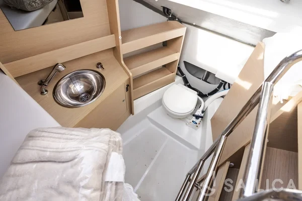 Oceanis 51.1 - Yacht Charter Sailica