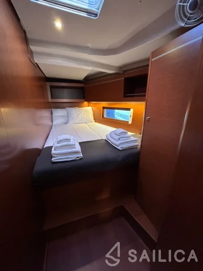 Oceanis 46.1 - Yacht Charter Sailica