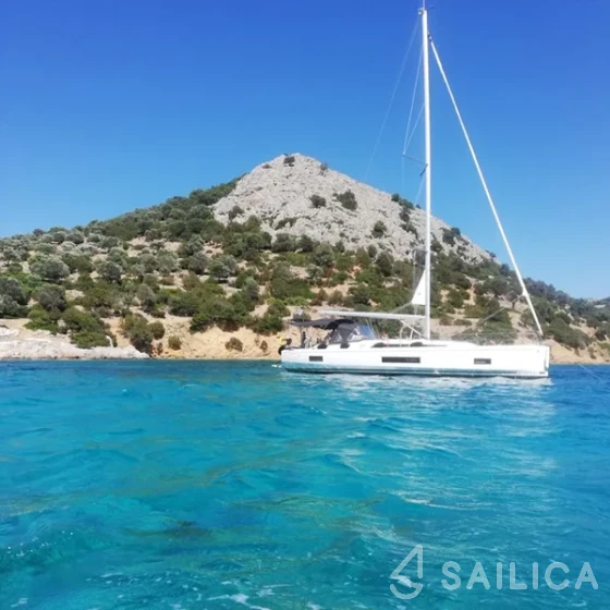 Oceanis 46.1 - Yacht Charter Sailica